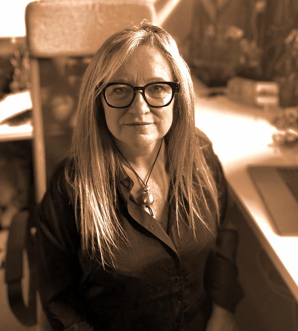 A picture of Lesley Mace